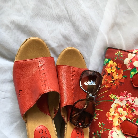 COPY - BOC Born Concept clog style sandals EUC - Picture 2 of 5